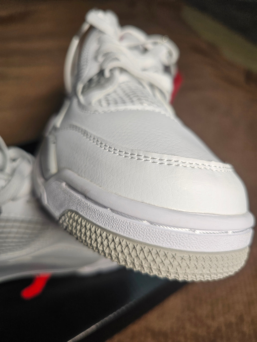 White Oreo