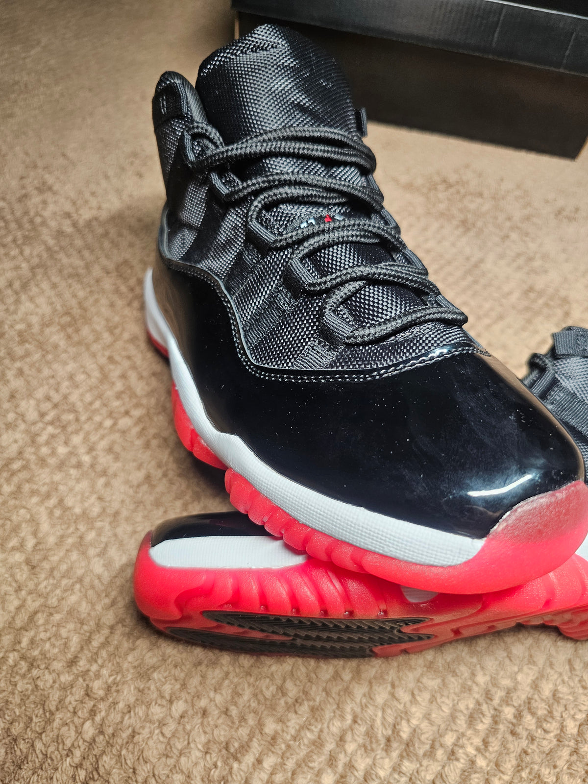 Jordan 11 black