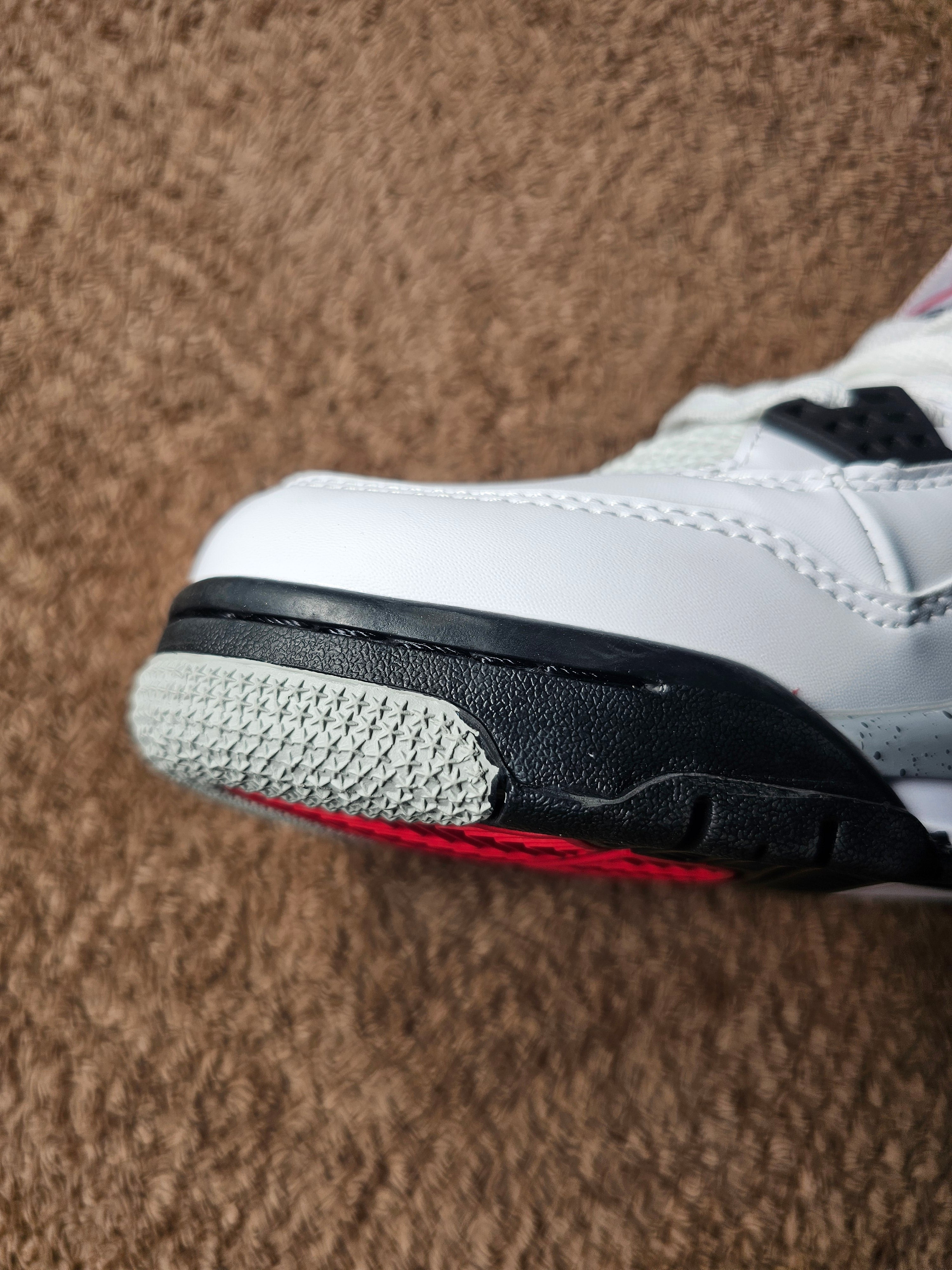 jordan 4 Oreo