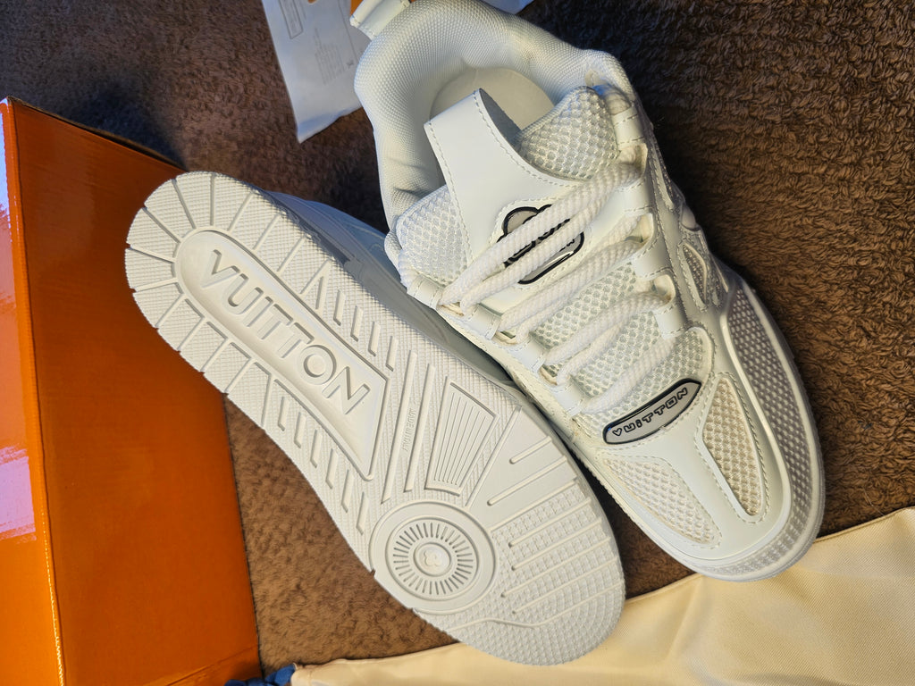 Lv stake white