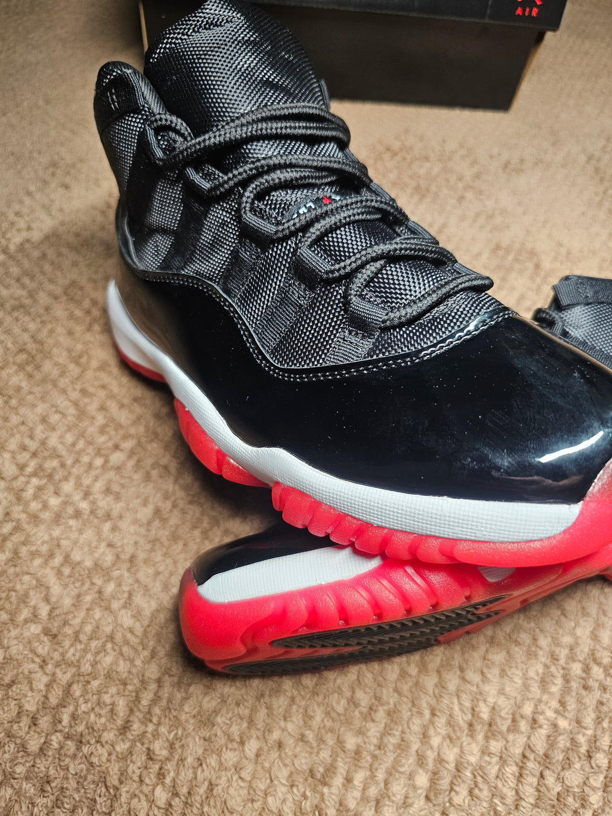 Jordan 11 black