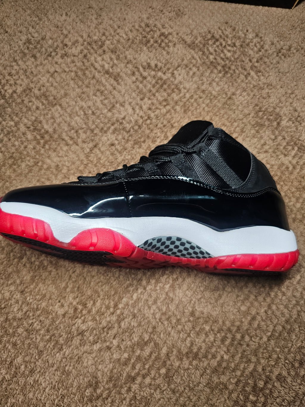 Jordan 11 black