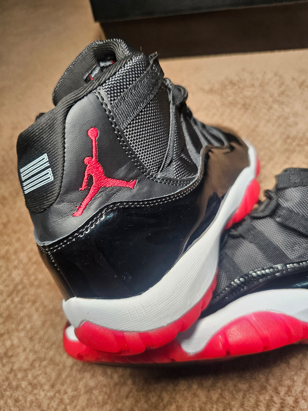 Jordan 11 black