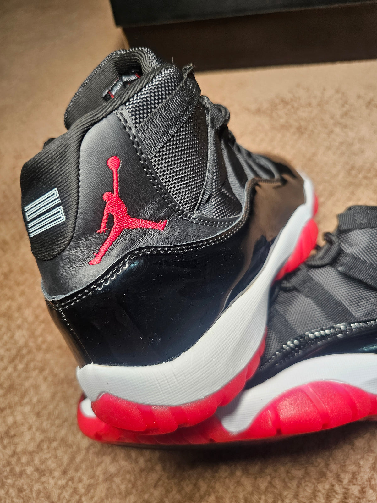 Jordan 11 black